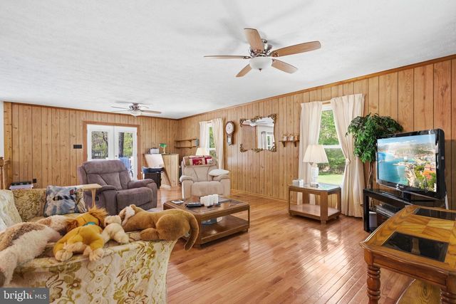 4465 CAMELOT DR, Pomfret, MD 20675
