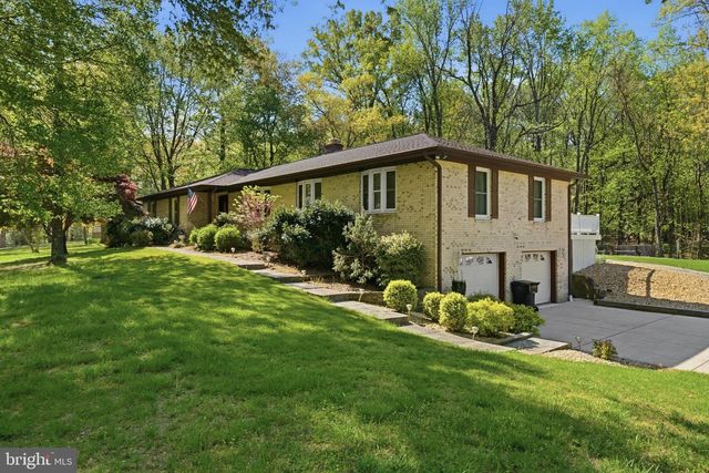 4465 CAMELOT DR, Pomfret, MD 20675
