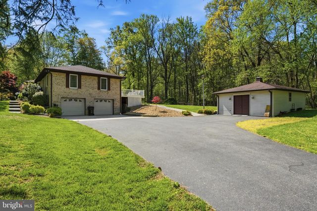 4465 CAMELOT DR, Pomfret, MD 20675