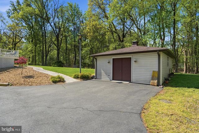 4465 CAMELOT DR, Pomfret, MD 20675