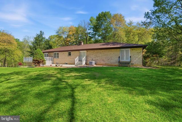 4465 CAMELOT DR, Pomfret, MD 20675