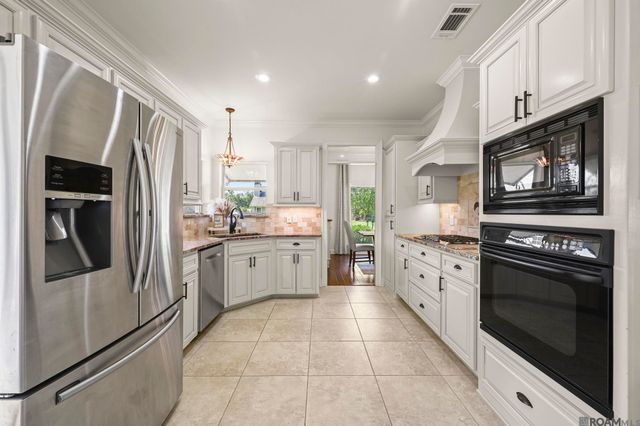 14335 Mckenzy Way, Walker, LA 70785