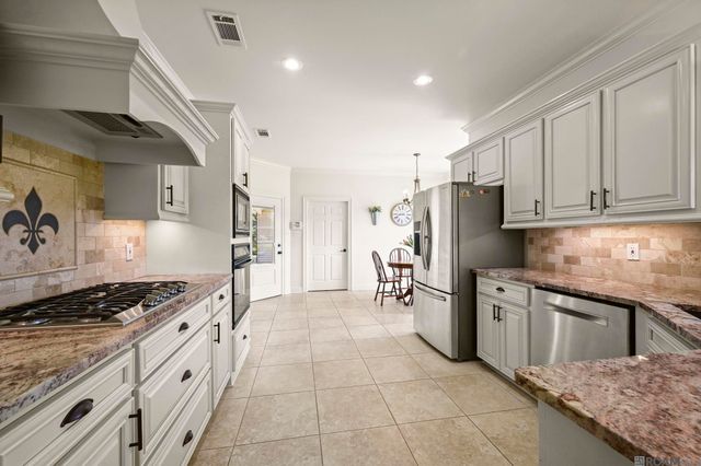 14335 Mckenzy Way, Walker, LA 70785