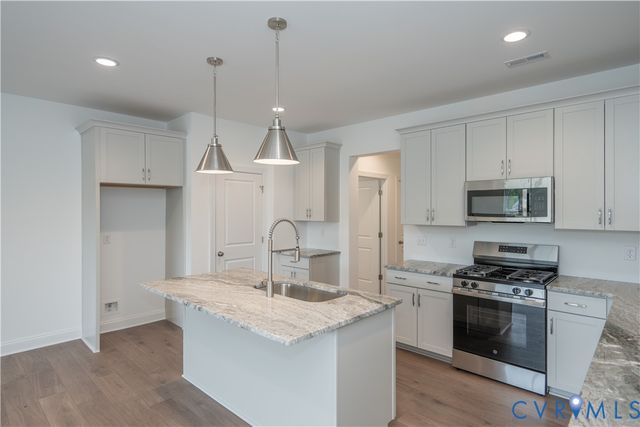 12715 Alderbranch Ln, Manakin Sabot, VA 23103