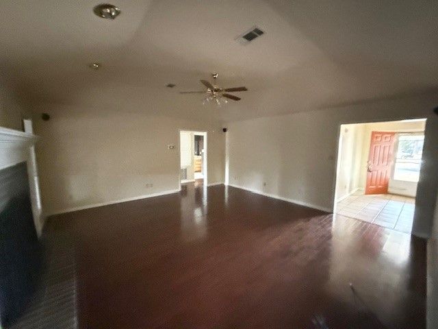 2355 W 4th Street, Russellville, AR 72801