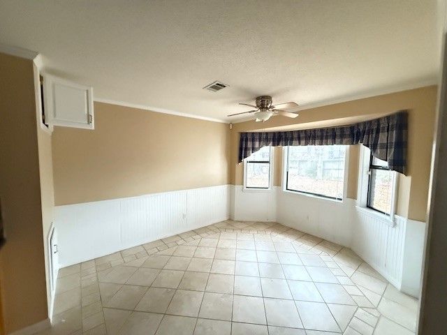 2355 W 4th Street, Russellville, AR 72801