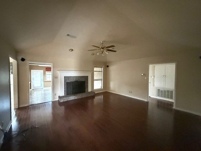 2355 W 4th Street, Russellville, AR 72801