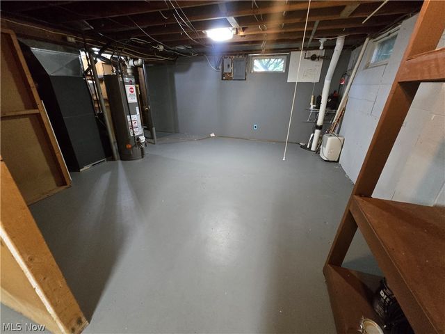 976 N Pasadena Avenue, Elyria, OH 44035