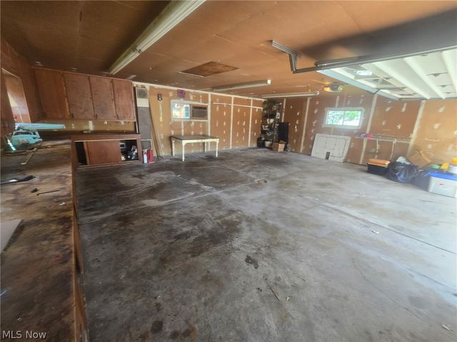976 N Pasadena Avenue, Elyria, OH 44035