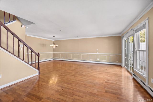 11 Burgoyne Court, Coram, NY 11727