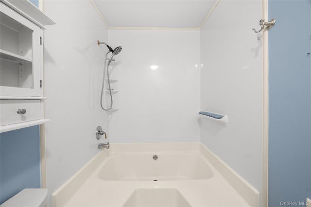 11 Burgoyne Court, Coram, NY 11727