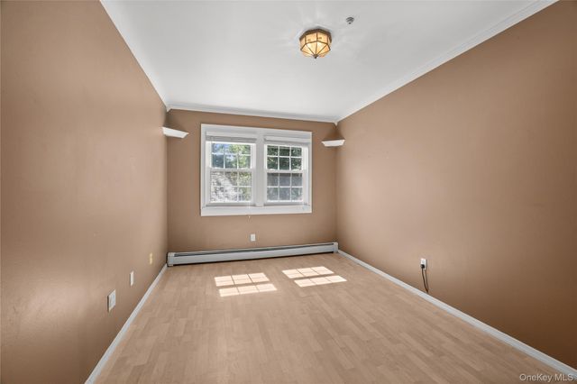 11 Burgoyne Court, Coram, NY 11727