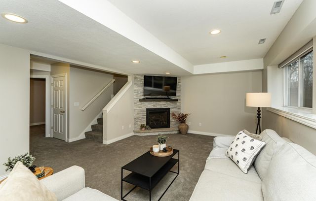 1142 23rd Avenue SW, Rochester, MN 55902