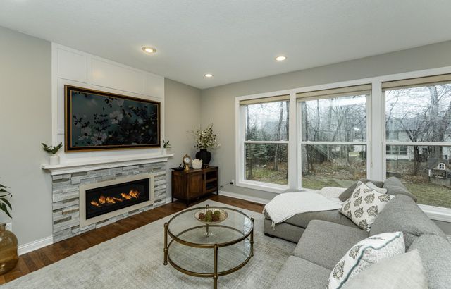 1142 23rd Avenue SW, Rochester, MN 55902