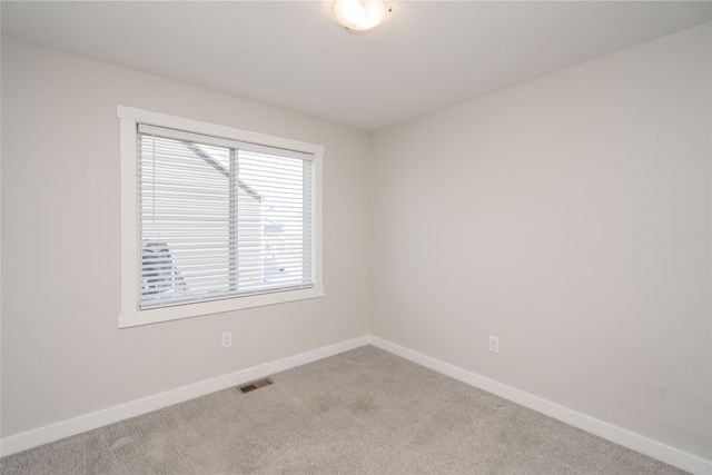 224 12th Court NW, Bondurant, IA 50035