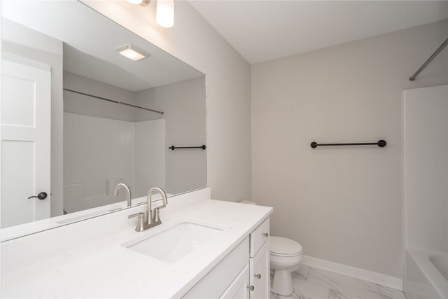 224 12th Court NW, Bondurant, IA 50035