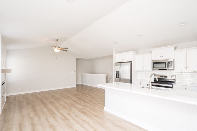 224 12th Court NW, Bondurant, IA 50035