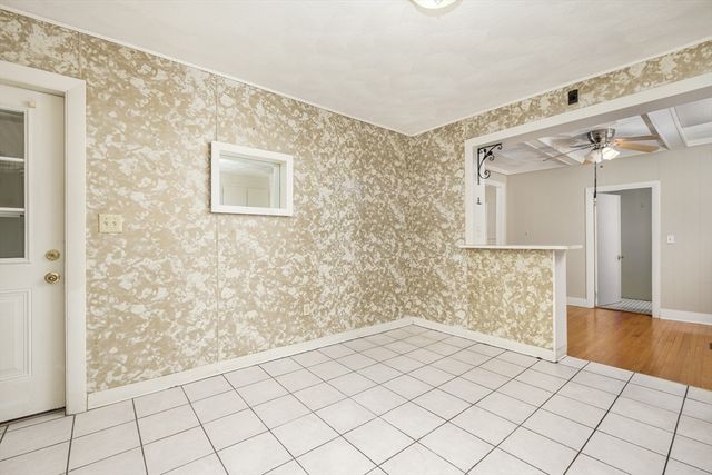 20 Hatch St, Everett, MA 02149