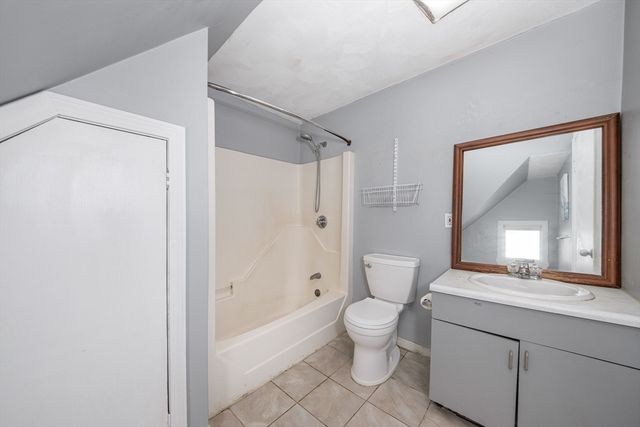 20 Hatch St, Everett, MA 02149