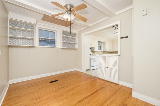 20 Hatch St, Everett, MA 02149