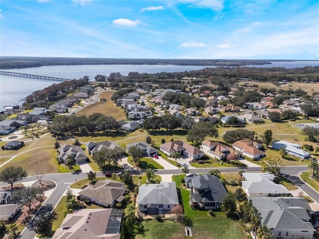 5502 BOUNTY CIR, Tavares, FL 32778