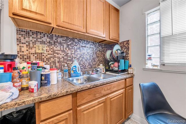 15436 Steel Street, Detroit, MI 48227