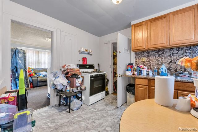 15436 Steel Street, Detroit, MI 48227