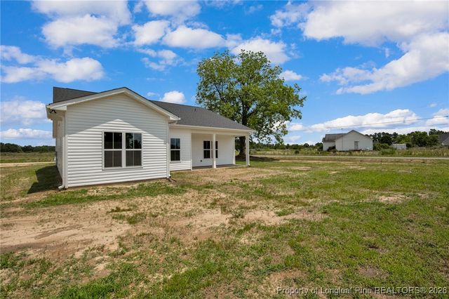 307 Barberry Road, Raeford, NC 28376