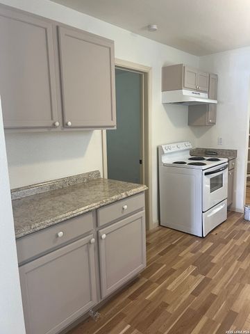 318 ELKS, San Antonio, TX 78211