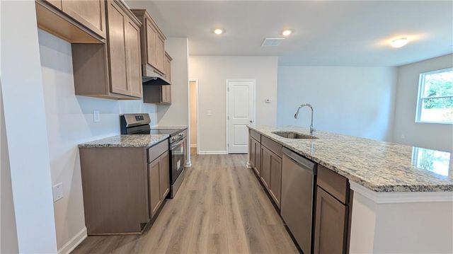 517 Hayes Lane, Canton, GA 30115
