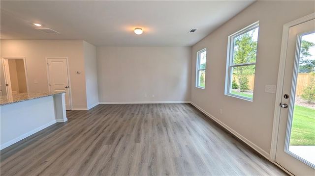 517 Hayes Lane, Canton, GA 30115
