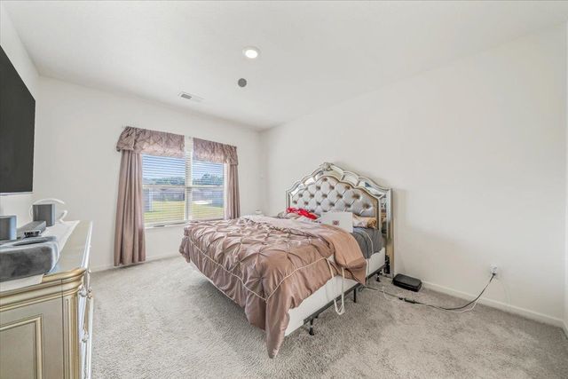 65 GRACE ANN LN, Oakland, TN 38060