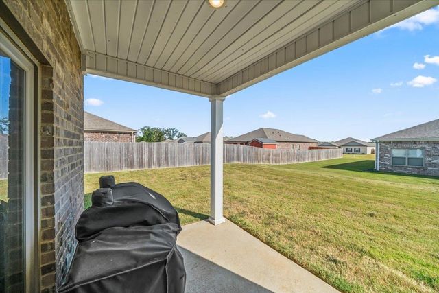 65 GRACE ANN LN, Oakland, TN 38060