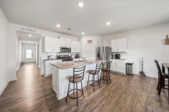 65 GRACE ANN LN, Oakland, TN 38060