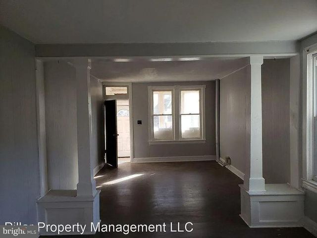 18 S COOK AVE, Trenton, NJ 08609