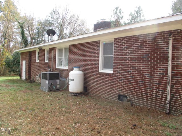 424 Halifax Street, Warrenton, NC 27589