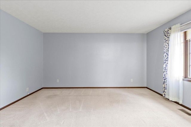 2137 Manhattan Boulevard 2137 Manhattan Boulevard, Springfield, OH 45504