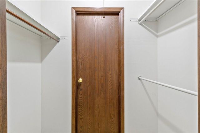 2137 Manhattan Boulevard 2137 Manhattan Boulevard, Springfield, OH 45504