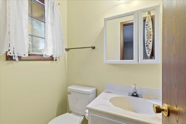 2137 Manhattan Boulevard 2137 Manhattan Boulevard, Springfield, OH 45504