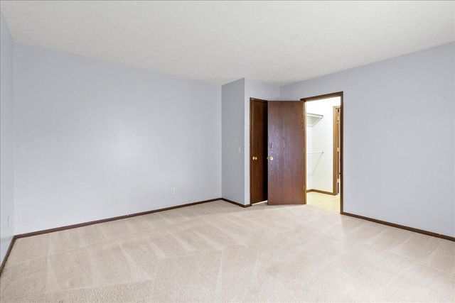 2137 Manhattan Boulevard 2137 Manhattan Boulevard, Springfield, OH 45504