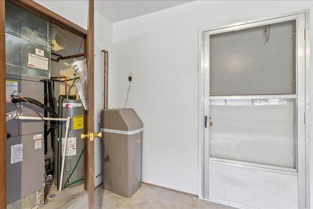 2137 Manhattan Boulevard 2137 Manhattan Boulevard, Springfield, OH 45504