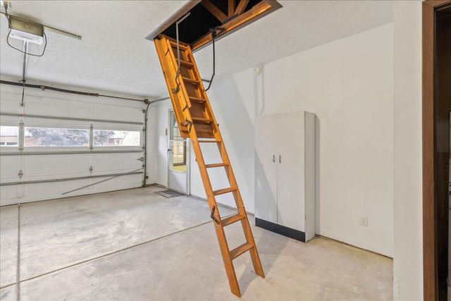 2137 Manhattan Boulevard 2137 Manhattan Boulevard, Springfield, OH 45504