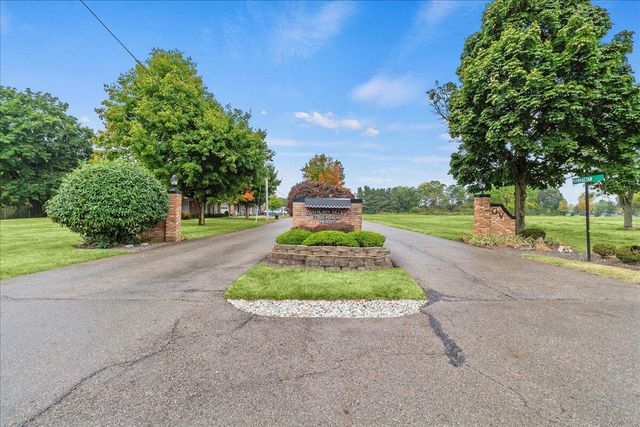 2137 Manhattan Boulevard 2137 Manhattan Boulevard, Springfield, OH 45504