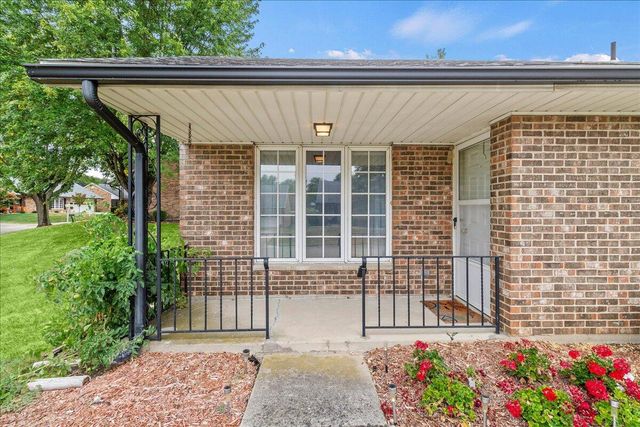 2137 Manhattan Boulevard 2137 Manhattan Boulevard, Springfield, OH 45504