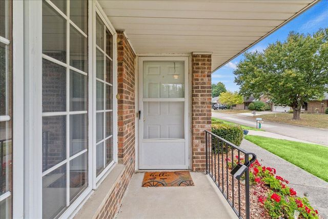 2137 Manhattan Boulevard 2137 Manhattan Boulevard, Springfield, OH 45504