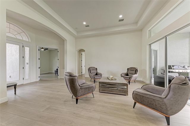 6988 74TH STREET CIRCLE E, Bradenton, FL 34203