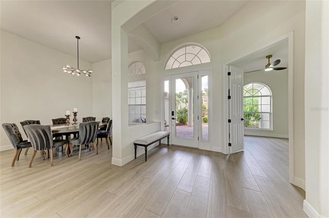 6988 74TH STREET CIRCLE E, Bradenton, FL 34203