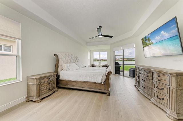 6988 74TH STREET CIRCLE E, Bradenton, FL 34203
