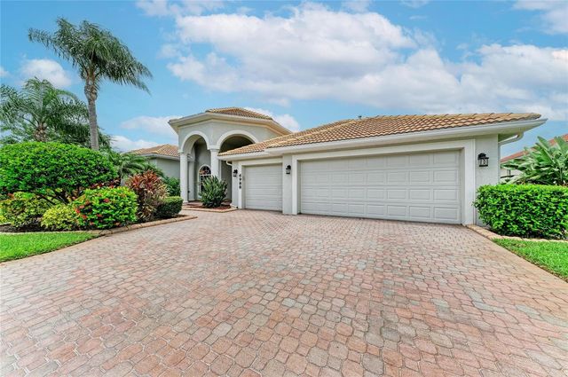 6988 74TH STREET CIRCLE E, Bradenton, FL 34203