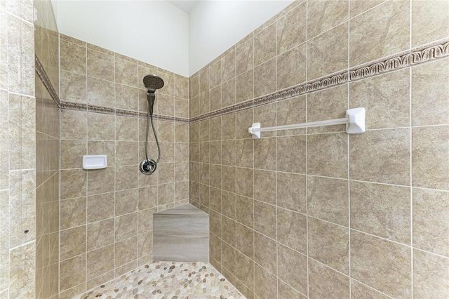 6988 74TH STREET CIRCLE E, Bradenton, FL 34203